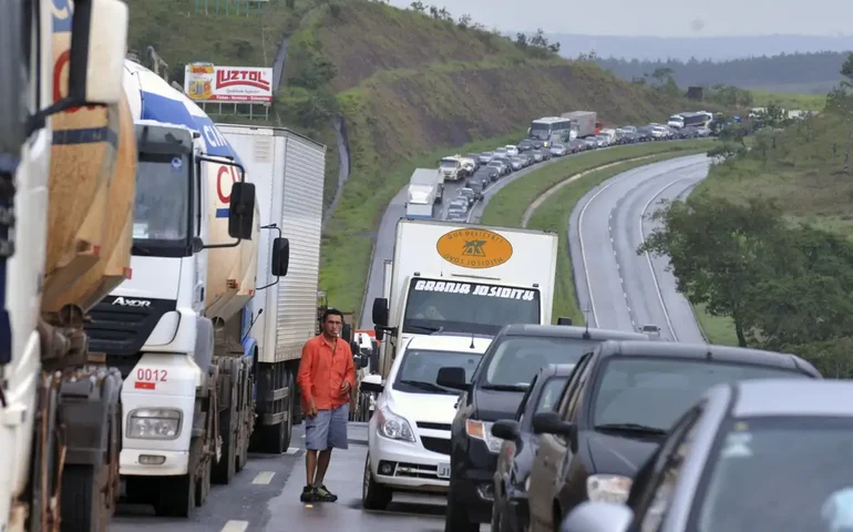 Mais 15 radares entram em operação em rodovias estaduais de SP