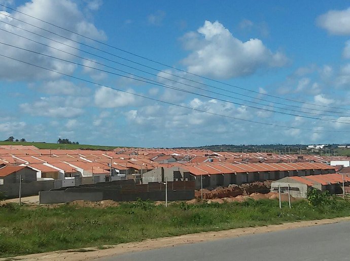 Eletrobras realiza mutirão para ligar energia no Vale do Perucaba