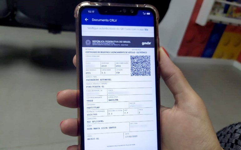 Certificado de Registro e Licenciamento de Veículo passa a ser apenas digital