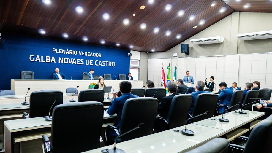 Câmara Municipal aprova mudança no horário das sessões plenárias e institui Ouvidoria do Legislativo