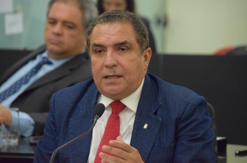 Inácio Loiola sugere criação da Frente Parlamentar para a crise do Programa do Leite