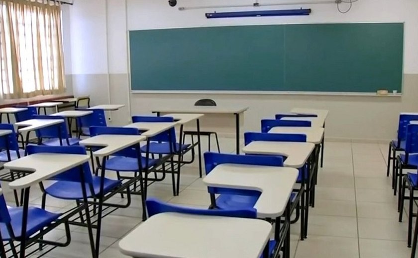 OCDE revela desafio para retorno às aulas por causa do excesso de alunos por sala