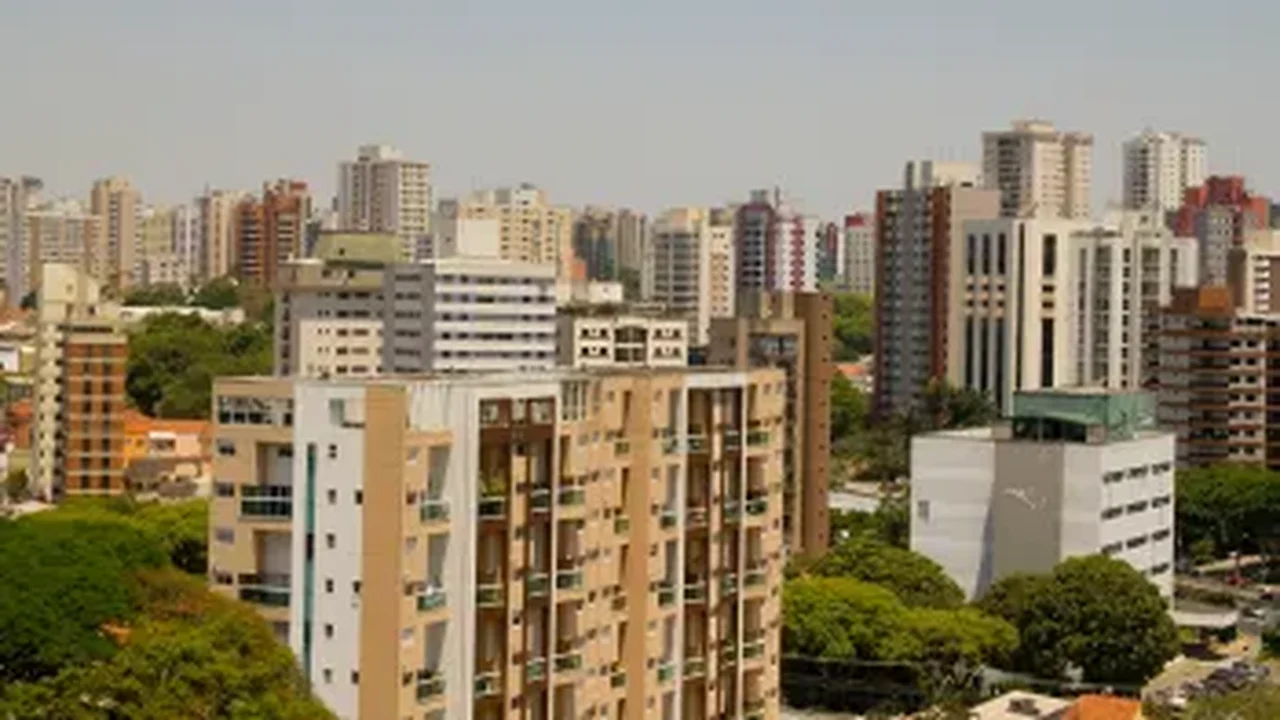 Quer comprar um imóvel? Veja os cinco pontos que devem ser considerados antes de fechar negócio