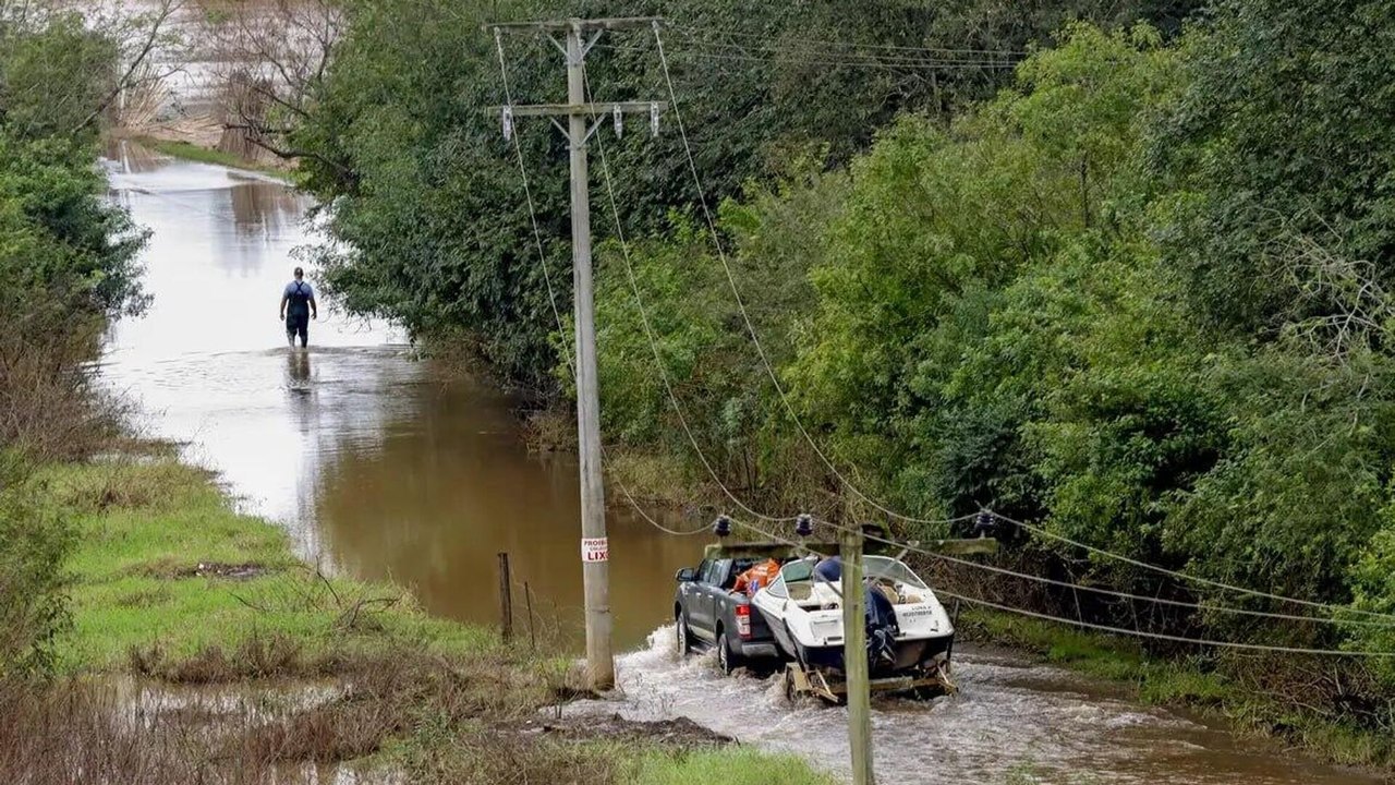 Porto Alegre inicia fechamento total das comportas contra cheias