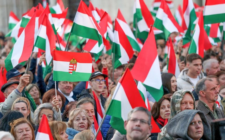 Hungria vai às urnas e Orbán pode perder o poder após 16 anos