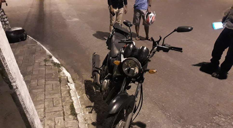 Motociclista fica ferido após colisão com carro na Zona Sul de Aracaju / Foto: Foto: CPTran/Divulgação