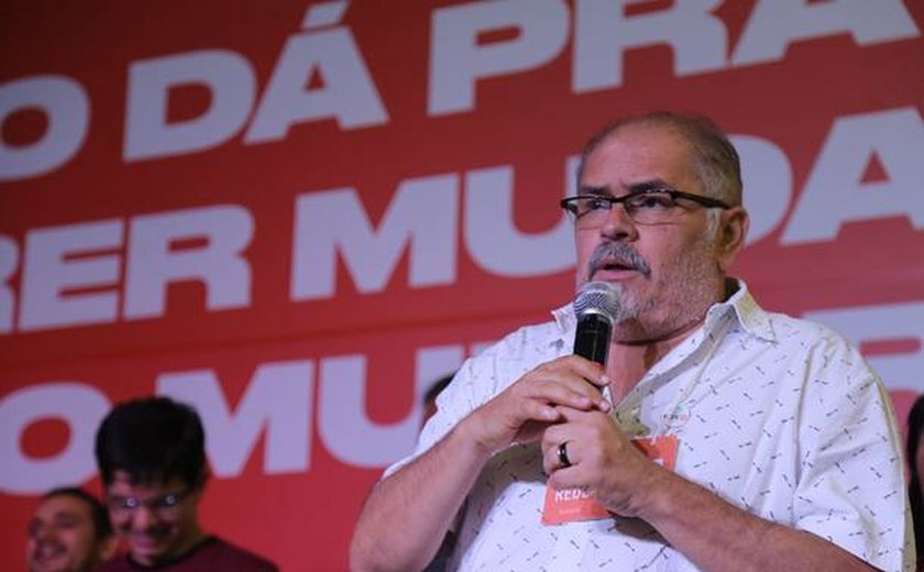 &#8216;Não só Lula, mas ninguém passa votos&#8217;, afirma porta-voz da Rede