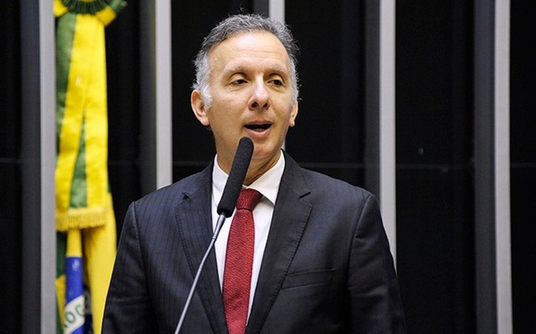 Relator vê como 'sadia' antecipação de frentes parlamentares na regulamentação da tributária