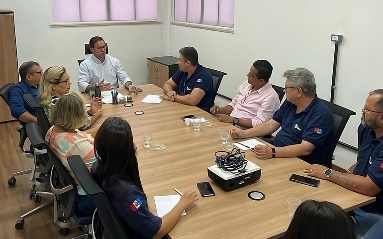  Diretor-presidente do Itec solicita empenho para redução de despesas  