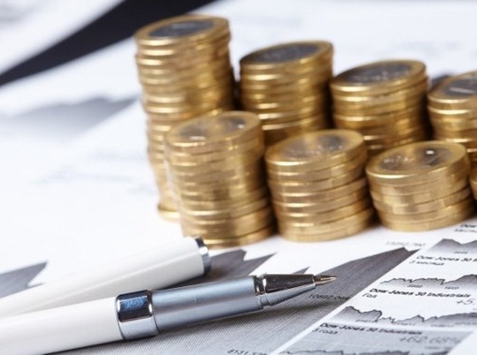 Gestor da Fapeal facilita manhã voltada à economia financeira, na Seplag