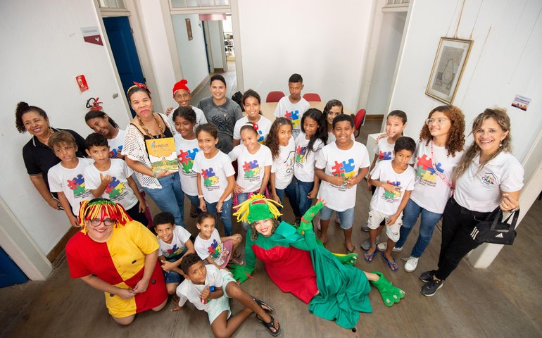 Biblioteca Pública Graciliano Ramos inicia programação junina com o Biblio Tour Anarriê