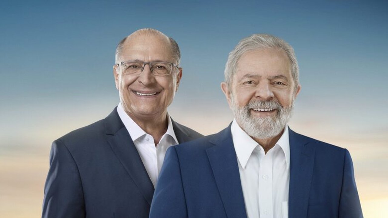 Oficiais da ativa do Exército atacam Supremo, Lula e Alckmin nas redes