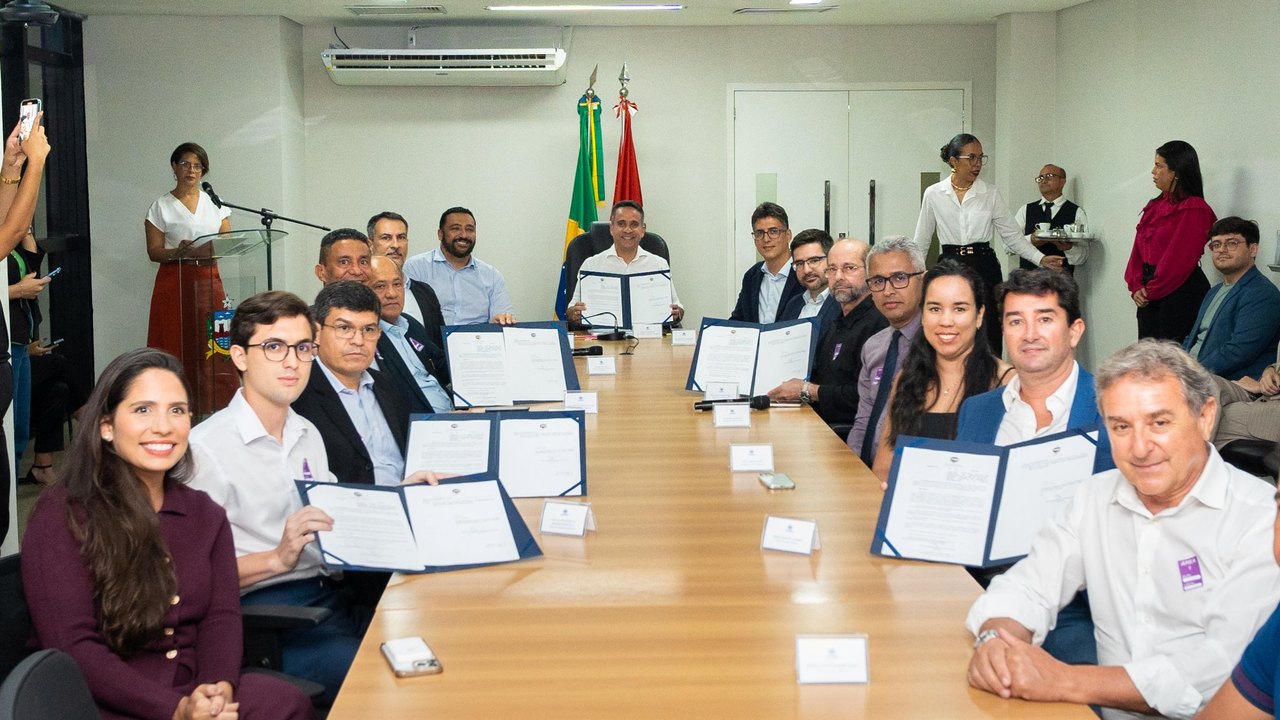 Governo concede incentivos a seis empresas que devem gerar dois mil empregos em Alagoas