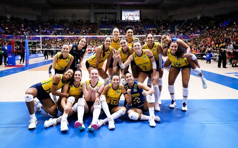 Brasil derrota Japão e mostra força na Liga das Nações de Vôlei