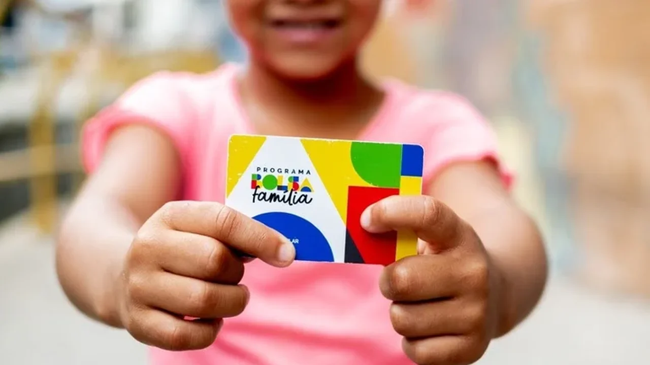Bolsa Família: pagamentos em maio começam no dia 18