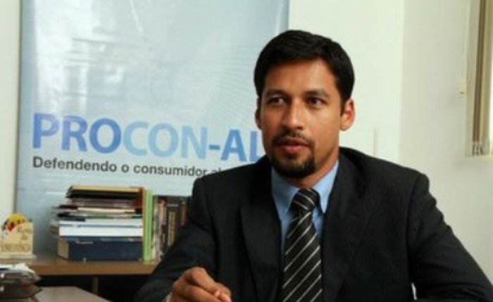 Rodrigo Cunha deixa o Procon para avaliar candidatura a deputado
