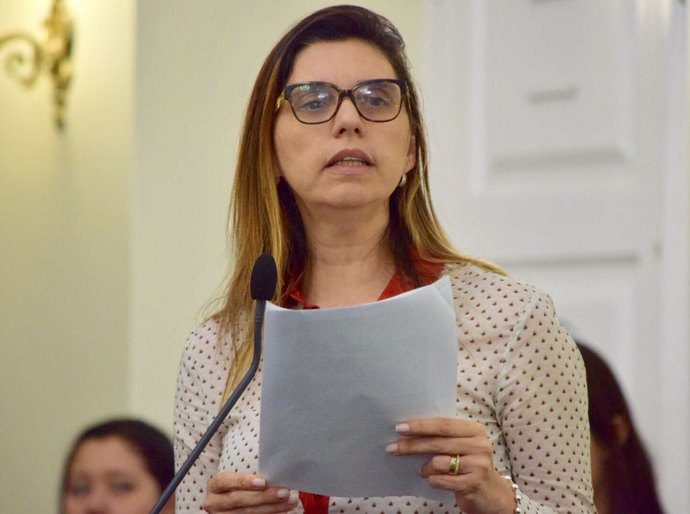 Deputados irão apurar agressão de PM contra estudante de escola pública