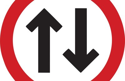 Mão e contramão; terceira via, NÃO