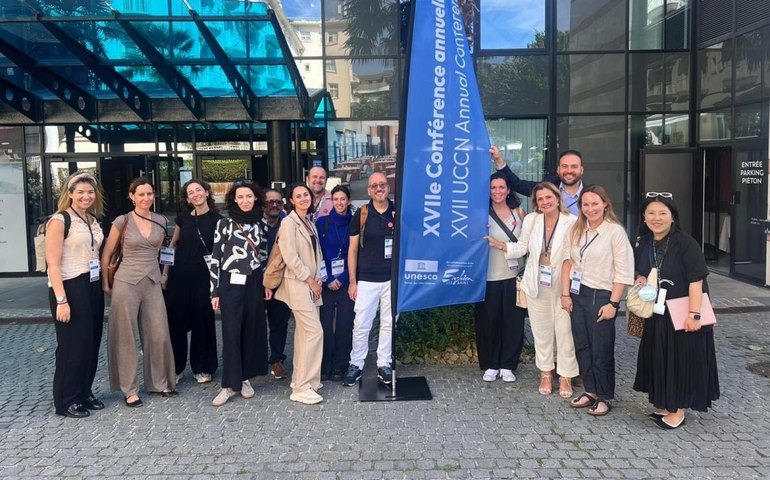 Santos e Penedo firmam aliança por IA e cultura na conferência da UNESCO em Paris