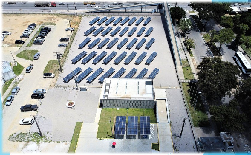 Miniusina solar da Ufal inicia geração de energia no Campus Maceió