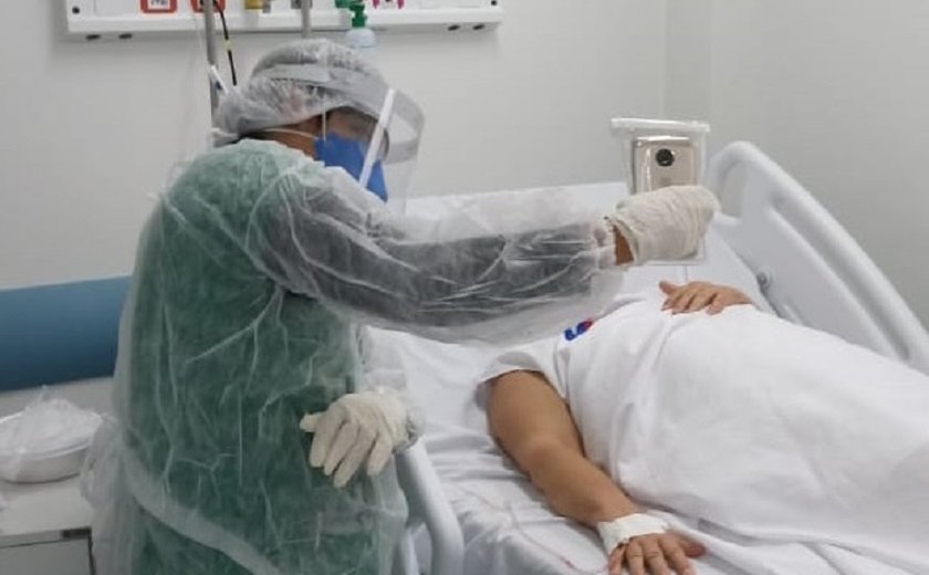 Hospital Metropolitano usa tecnologia para aproximar pacientes de Covid-19 aos familiares