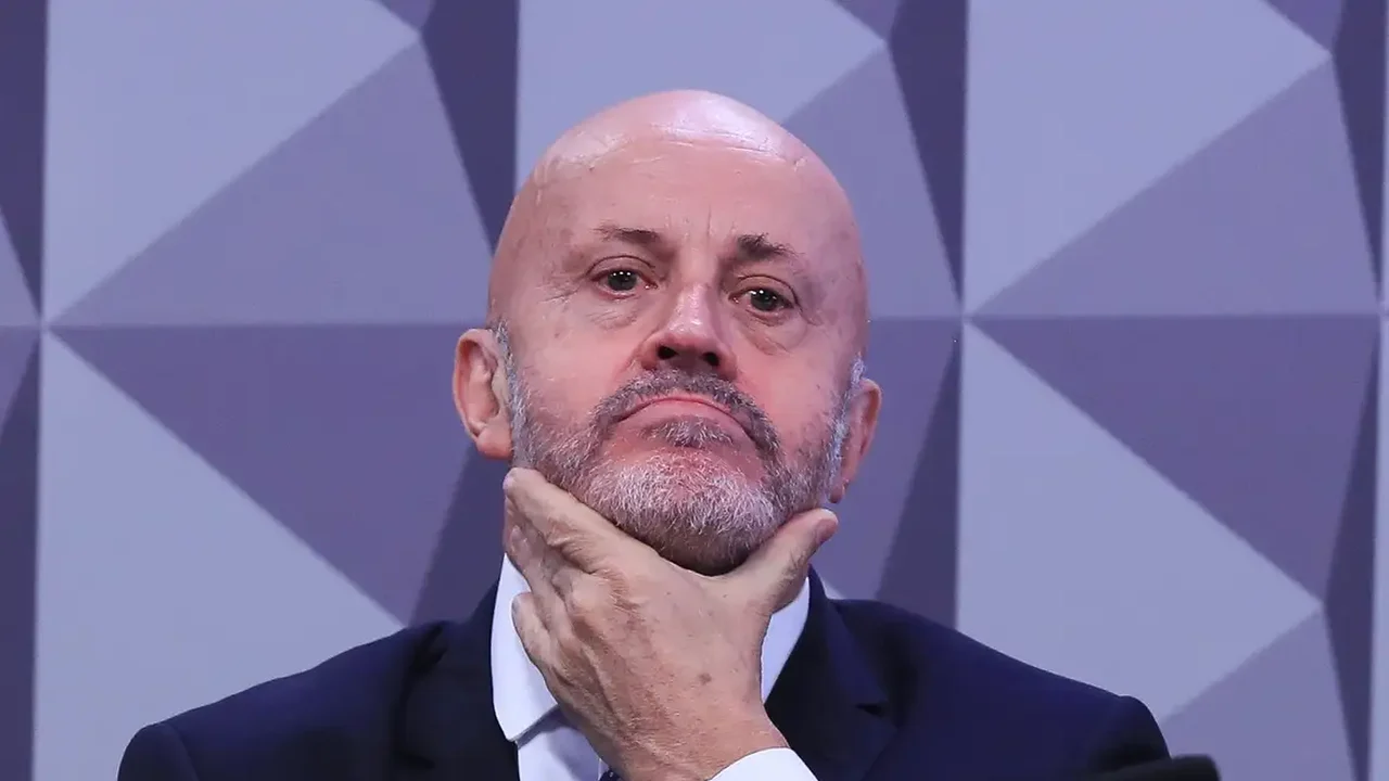 Papuda nega pressão por delação a ‘Careca do INSS’ e diz que conversa com empresário preso teve caráter apenas informacional