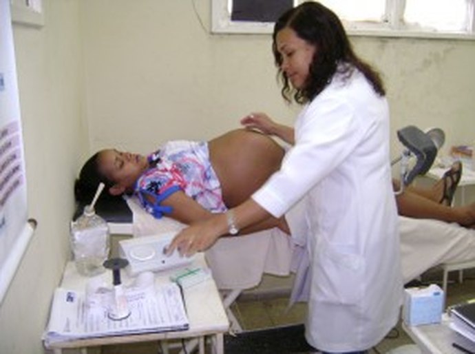 Rede Cegonha orienta sobre atendimento a gestantes