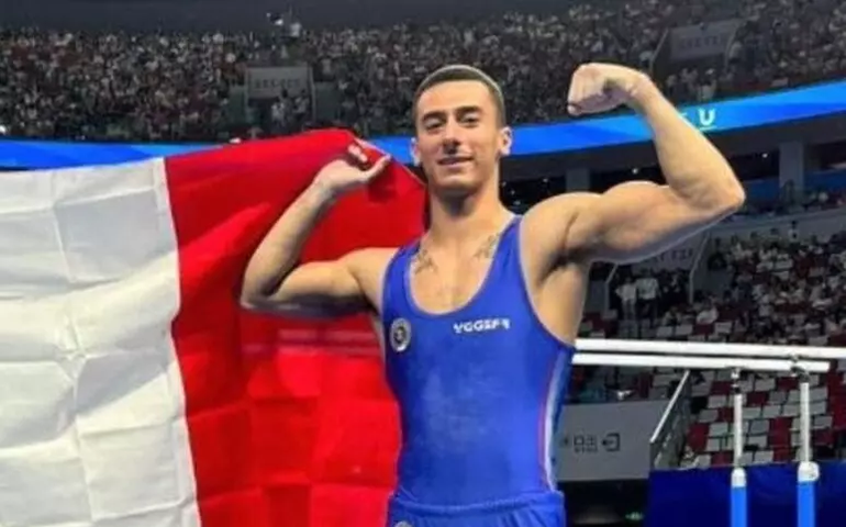 Ginasta italiano deixa UTI após queda sofrida há mais de 1 mês