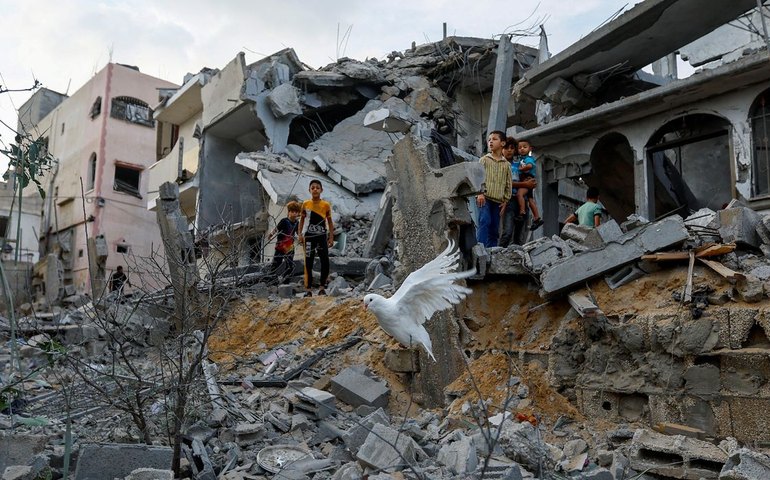 Taxa de pobreza na Palestina aumentou 20% após bombardeios