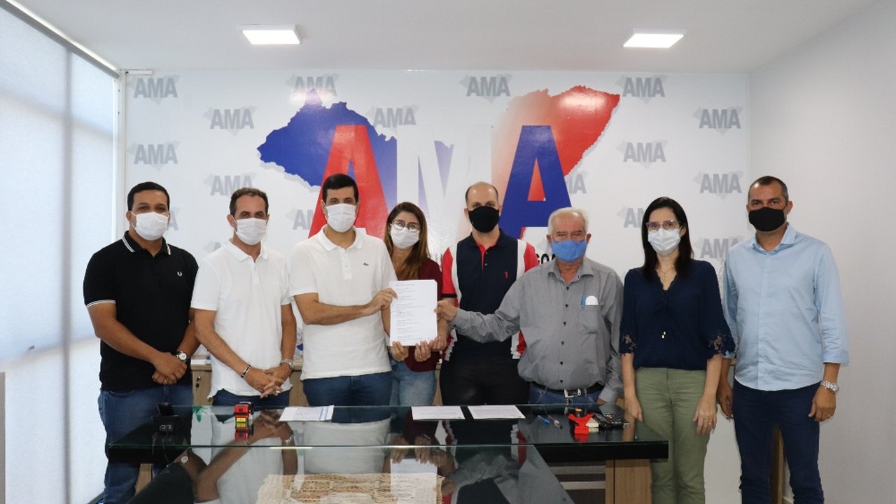 Prefeitos registram chapa única para eleição da AMA