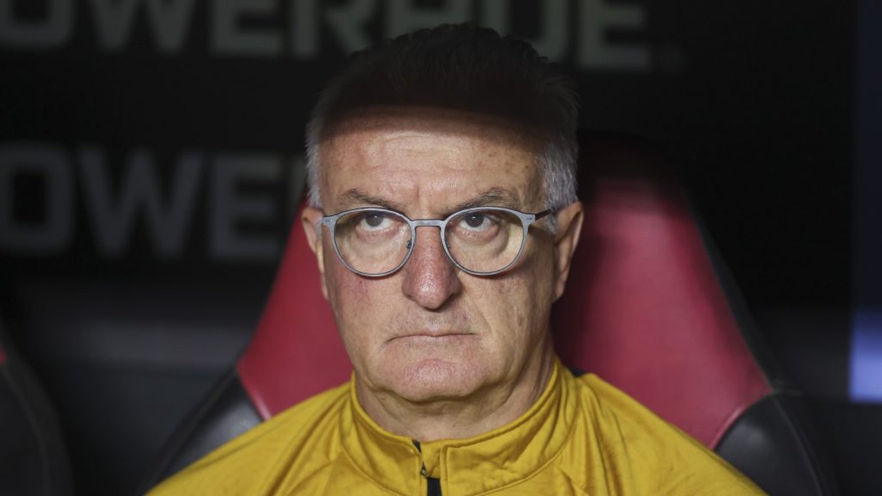 São Paulo define responsável pelo futuro de Dorival após pressão