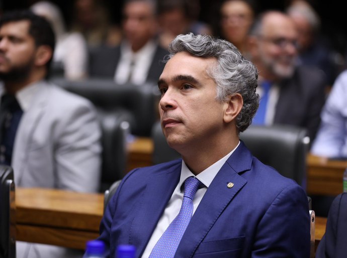 Rafael Brito cobra prisão imediata de suspeito em caso de crime brutal em Coité do Nóia