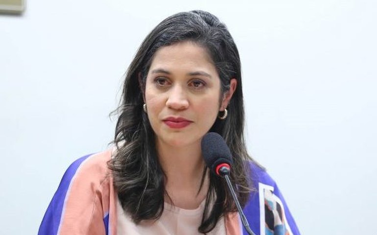 Comissão aprova cadastro com pesquisas em drogas experimentais para tratamento do câncer