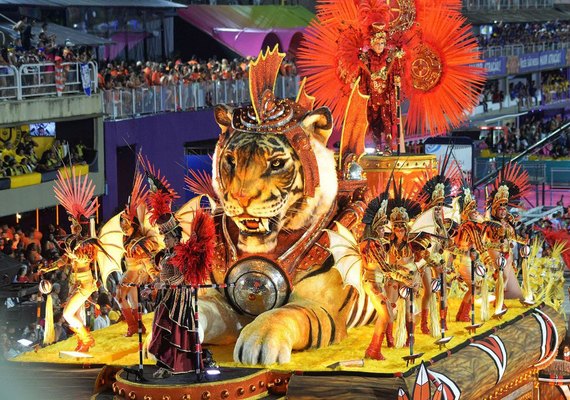 Livros inspiram enredos de escolas de samba do Rio no carnaval de 2024