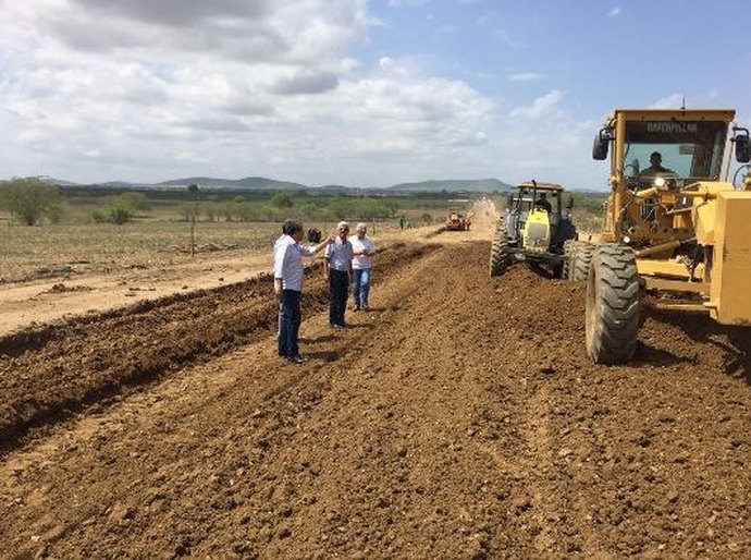 Obras em rodovias do Agreste avançam e devem ser concluídas neste semestre