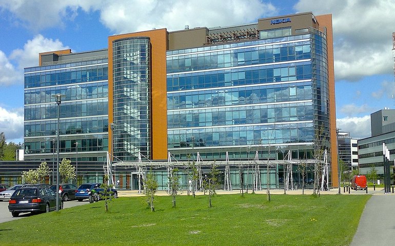 Nokia decepciona em vendas, mas surpreende com lucro de 438 milhões de euros no 1º tri