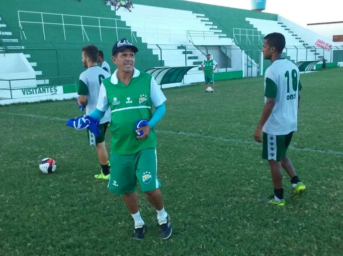 Sob novo comando Coruripe quer quebrar jejum de vitórias no quadrangular