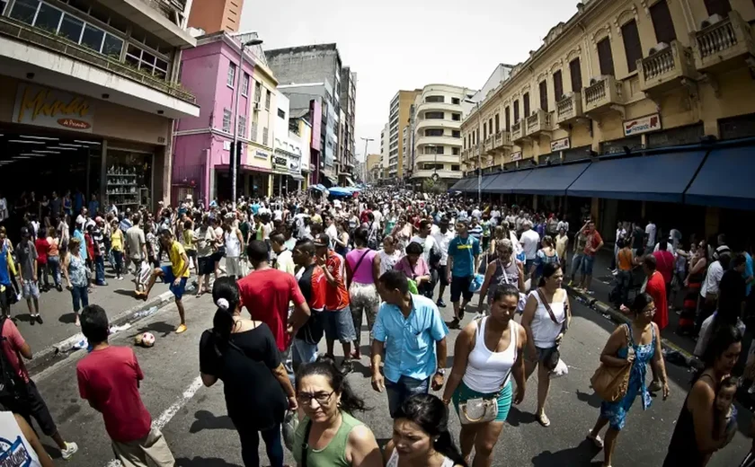 Mercadão de SP é reinaugurado após reforma, mas obras no local seguem até agosto