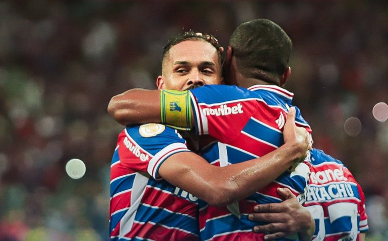 Fortaleza ganha e impõe primeira derrota de Felipão no comando do Atlético-MG