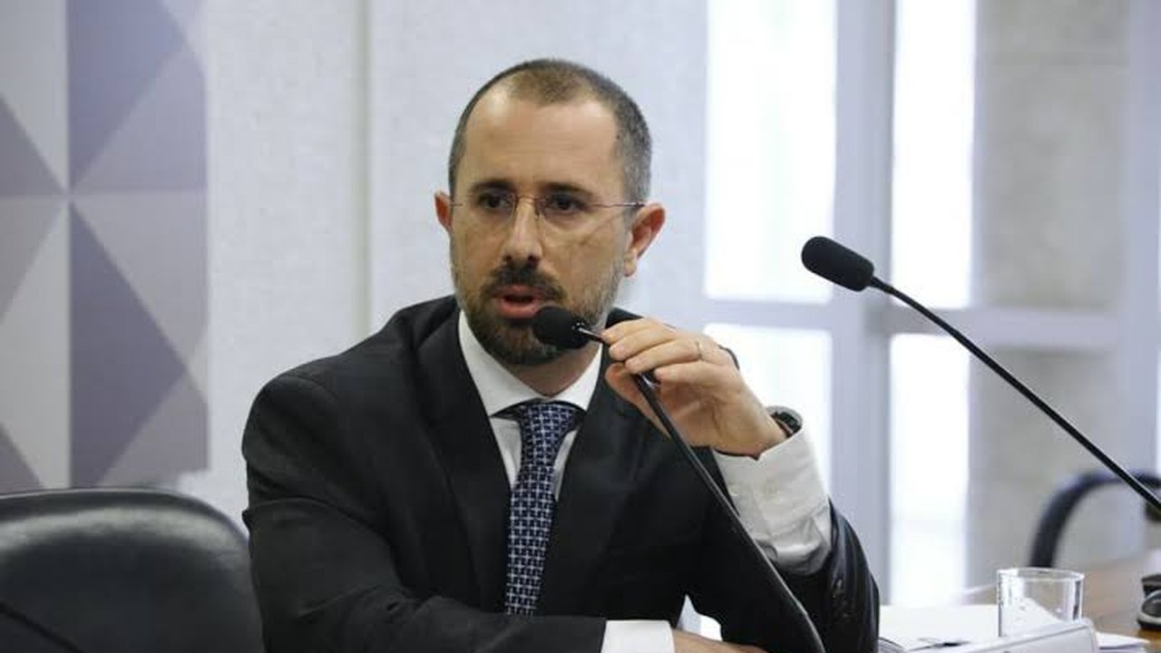 ‘Cenas de barbárie’ em Brasília são ‘dignas de total repúdio’, diz chefe da CGU