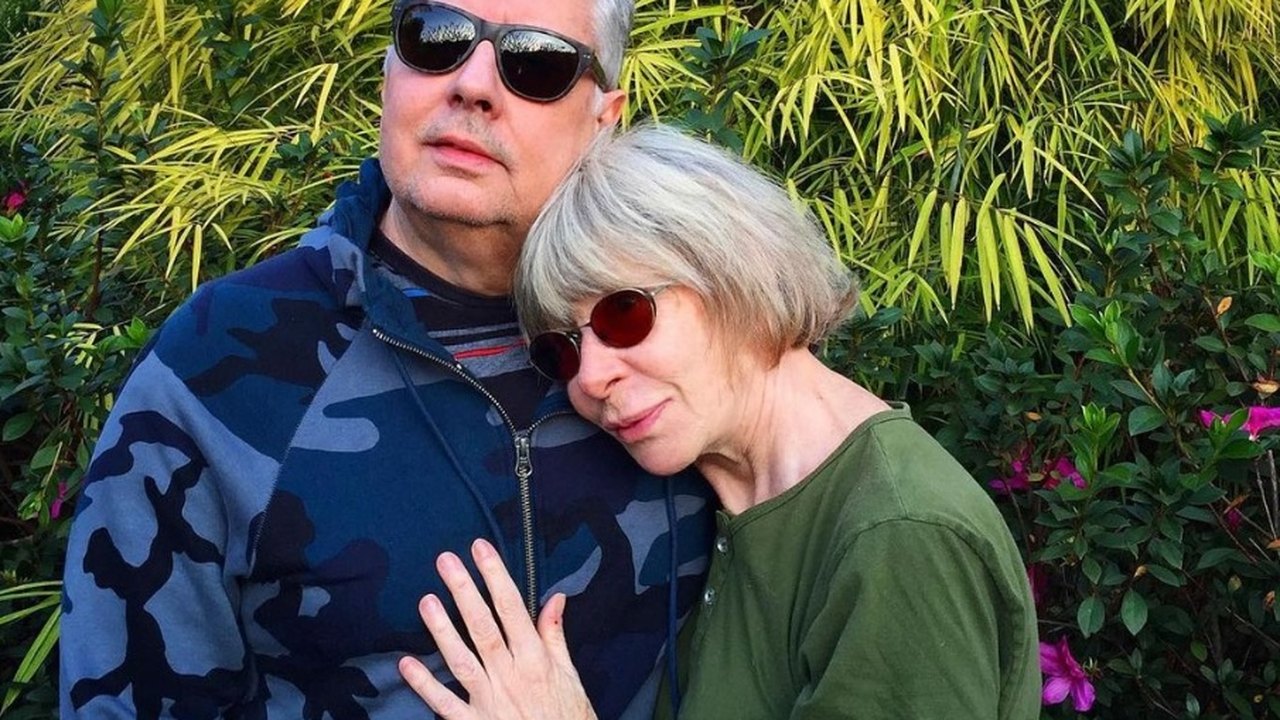 'Sou feliz por ter estado sempre perto de pessoa tão iluminada', diz marido de Rita Lee