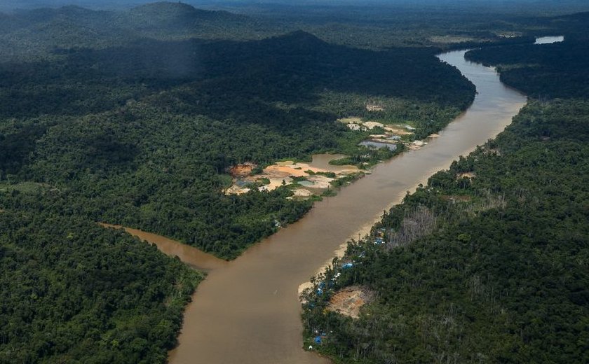 Lei transfere recursos de antigos fundos para obras na Amazônia e no Nordeste