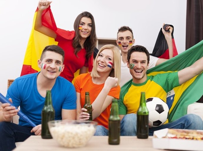 Vai beber na Copa? Especialista ensina como não cometer exageros
