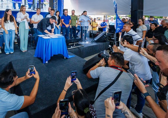 Governador Paulo Dantas dá início a unidade da Algás no município de Batalha
