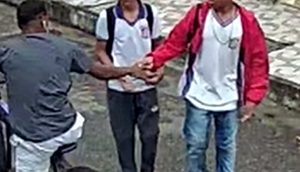 Ciclista é flagrado assaltando estudantes na Zona Norte de Aracaju