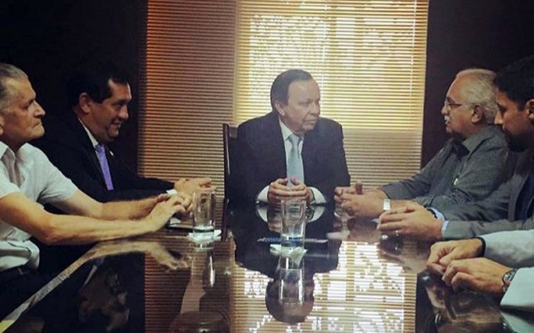 Teófilo e Pessoa vão medir forças na eleição para o Senado em Arapiraca