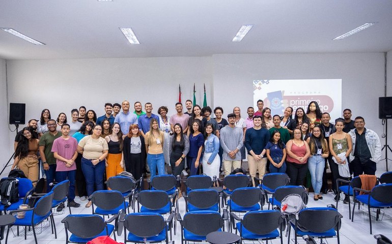 EGAL abre nova turma para capacitação dos estagiários do Programa Primeiro Emprego