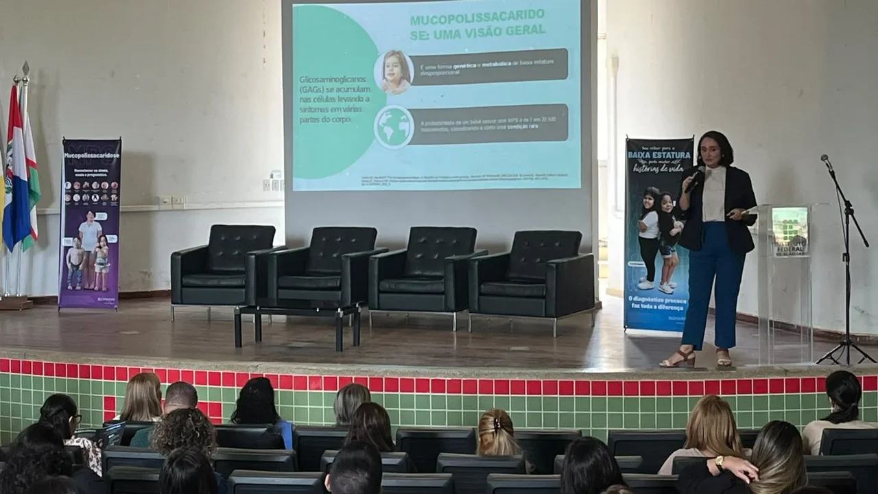 Genética na saúde básica: médica ensina agentes sobre doenças raras em crianças