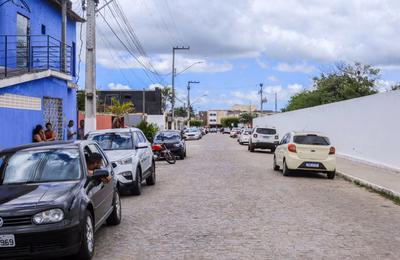 Rua da UPA de Penedo terá estacionamento em apenas um lado da via a partir de segunda (16)