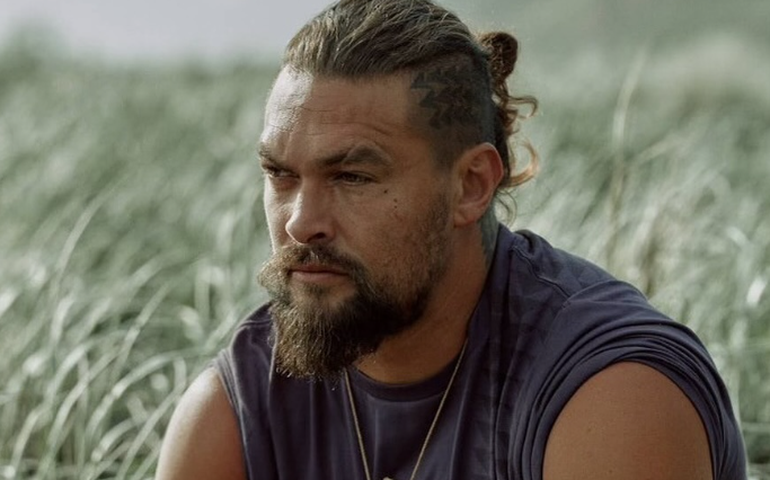 Ex-Aquaman, Jason Momoa será o Lobo em filme da Supergirl